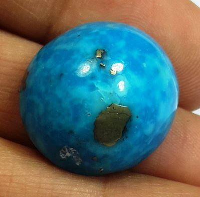 26.83 Carats Irani Natural Turquoise 18.49 x 17.33 x 11.34 mm