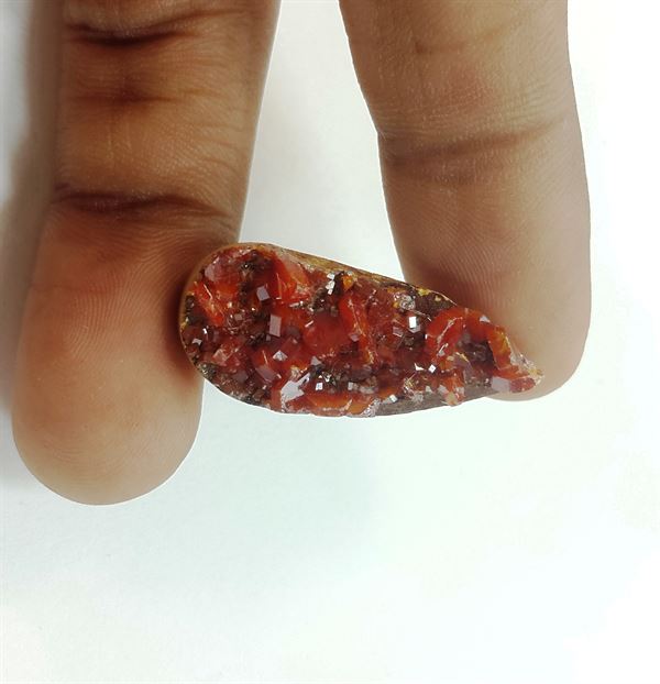 26.64 Carats Natural Vanadinite-Wulfenite 30.06 X 12.92 X 7.44 mm