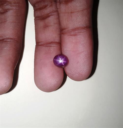 3.18 Carats African Star Ruby 7.27x6.29x5.48 mm